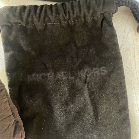 Michael Kors box & pouch - Picture 6 of 6